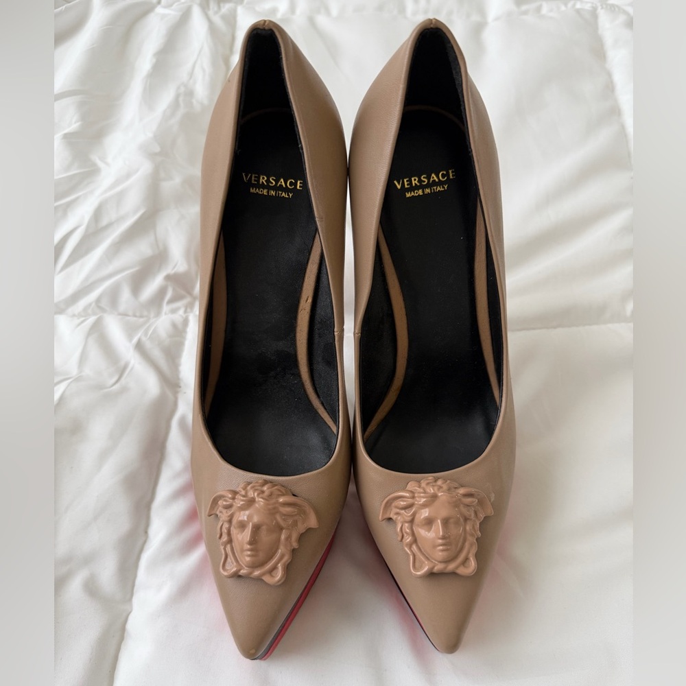 Versace Women's Beige Medusa Heels